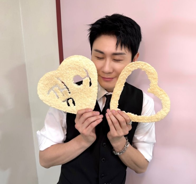 영탁 보도 사진